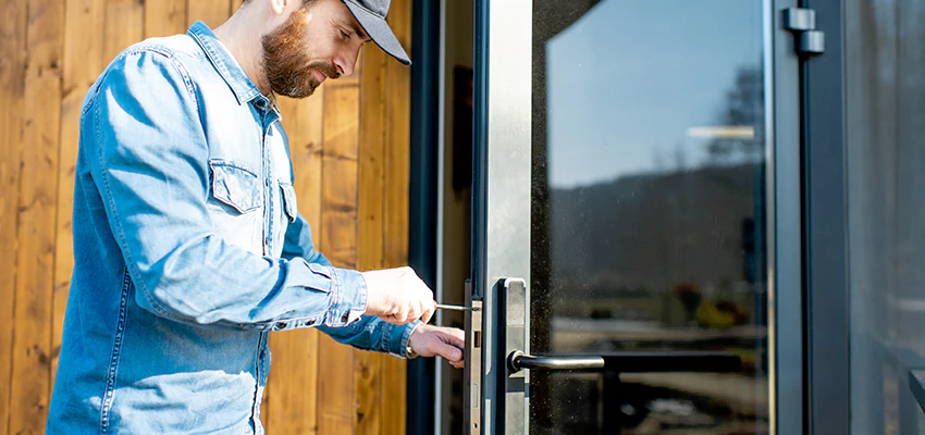 Frameless Glass Storefront Door Locks Replacement in Discovery Bay, CA